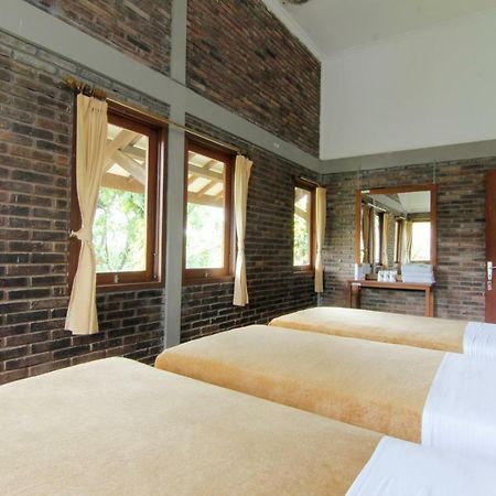 Hotel Disaster Oasis Kaliurang Exterior foto