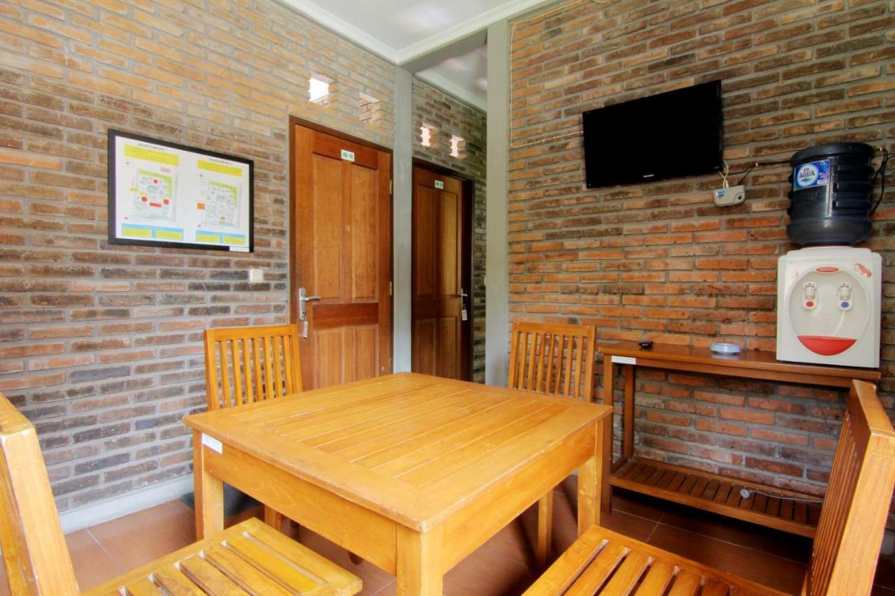 Hotel Disaster Oasis Kaliurang Exterior foto